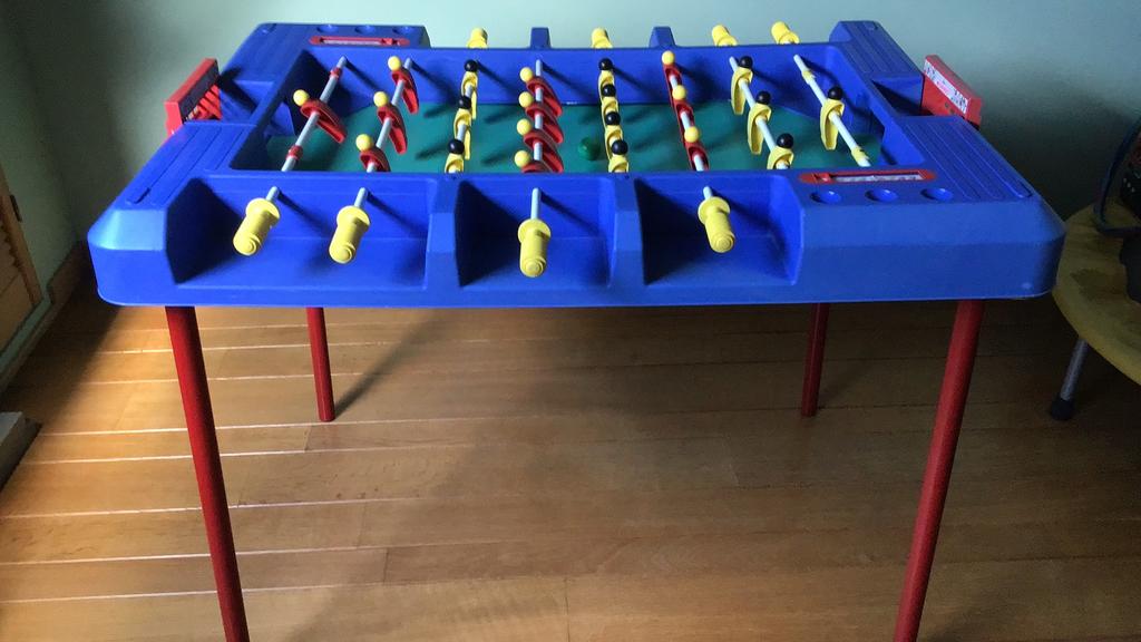 Multi speeltafel , Voetbal, ping - pong en airhocky ., Ophalen, Gebruikt