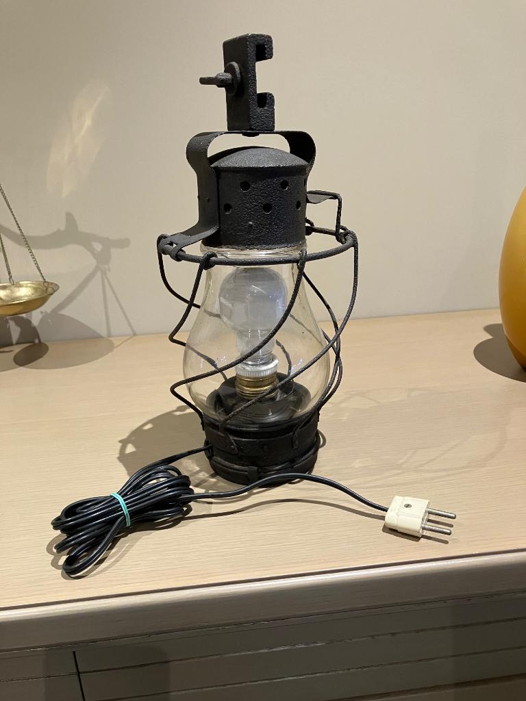 Oude (mijn)lamp hermaakt met stekker, Antiek en Kunst, Ophalen of Verzenden