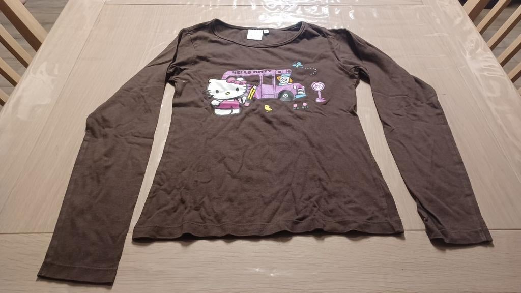 Hello Kitty à manches longues, Chemise ou À manches longues, Comme neuf, Enlèvement, Hello Kitty