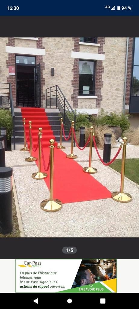 Tapis rouge  à louer, Enlèvement