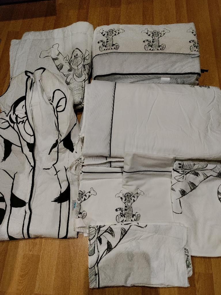 Pakket babybed/park/wieg Tigger/Tijgetje, Ophalen, Zo goed als nieuw, Overige typen