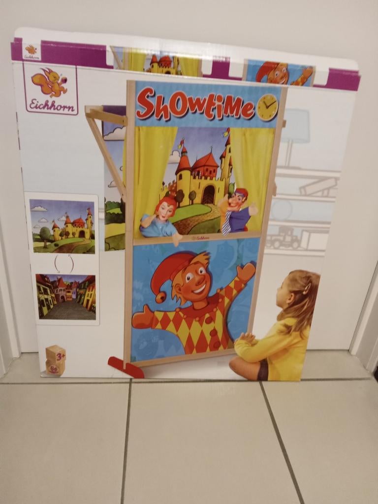 Poppenkast, zogoed als nieuw, Enlèvement, Comme neuf