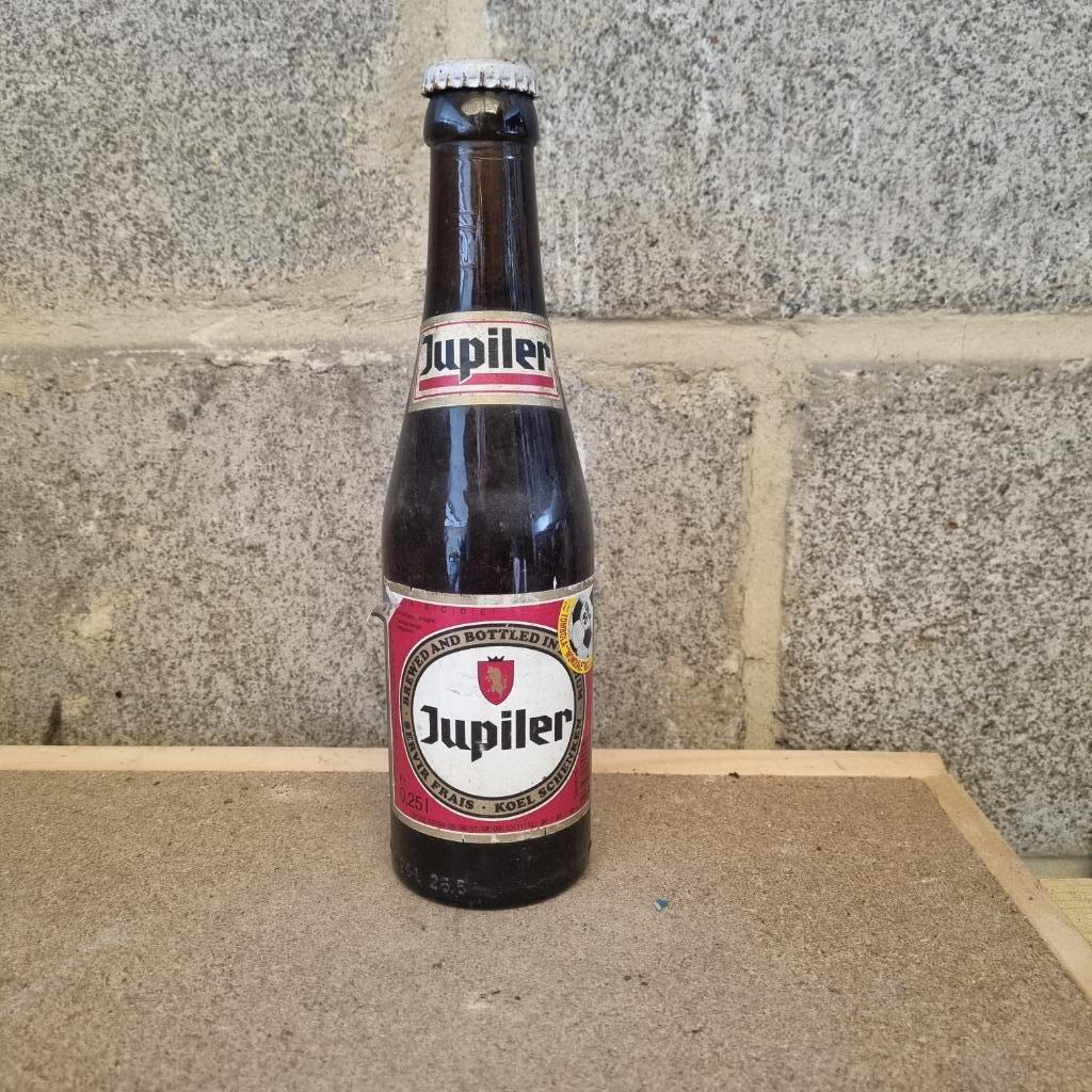 Bouteille de bière Jupiler (modèle 1), Collections, Enlèvement ou Envoi, Utilisé, Bouteille(s), Jupiler
