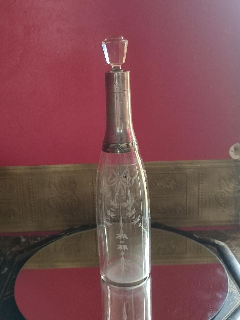 Antieke decanter met geslepen glas en zilveren top, Ophalen of Verzenden