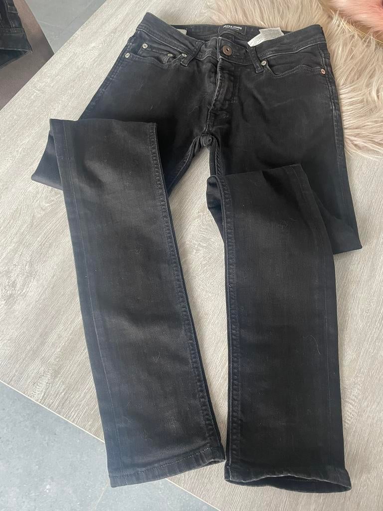 Jean Jack & Jones, Enlèvement ou Envoi
