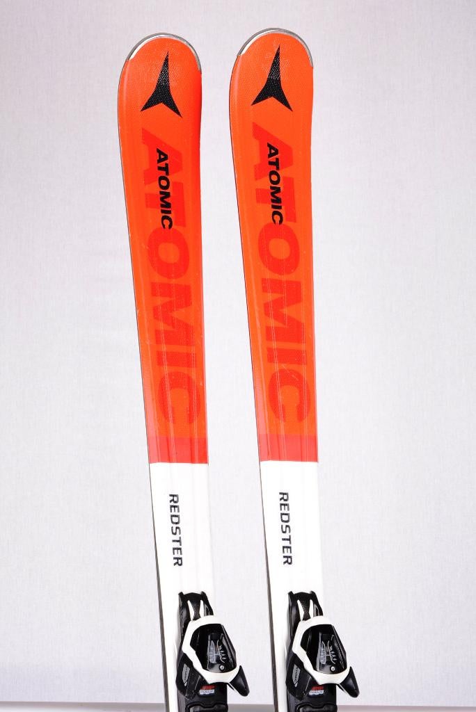 142 skis ATOMIC REDSTER XR, Carving, Enlèvement ou Envoi, Skis, 140 à 160 cm