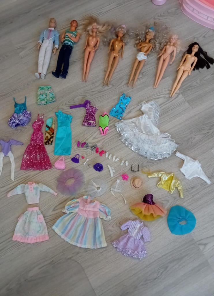 Poupées Barbie vintage, vêtements et accessoires, Enfants & Bébés, Jouets | Poupées, Enlèvement ou Envoi, Comme neuf, Barbie