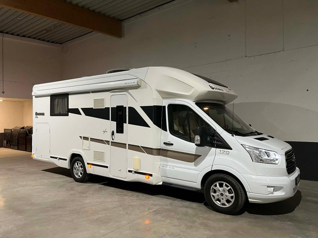 Mobilhome Benimar slechts 9726 km!, Caravanes & Camping, Camping-cars, Jusqu'à 4, Toilette à cassette, Diesel, Automatique