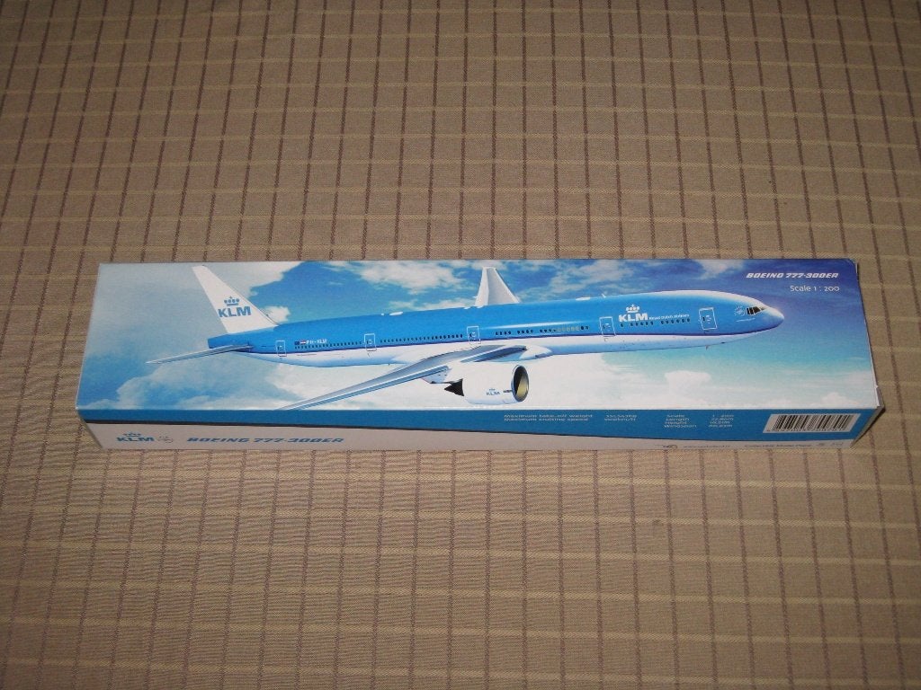 Schaalmodel 1:200  KLM Boeing 777-300, Verzamelen, Ophalen, Schaalmodel
