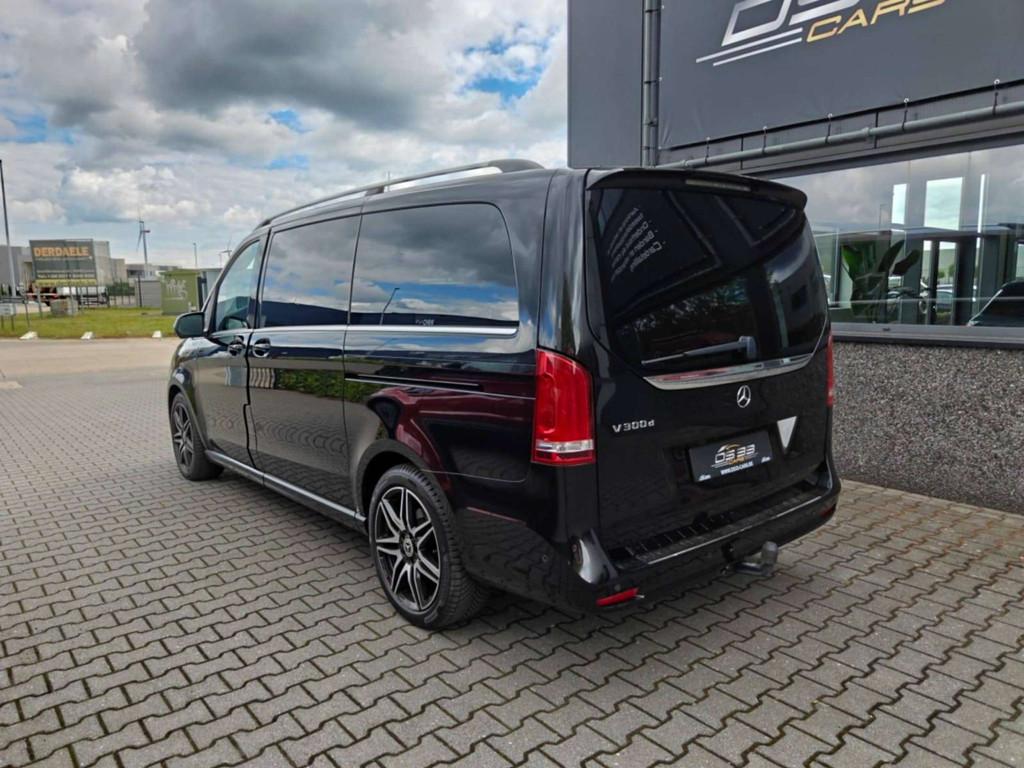 Mercedes-Benz V-Klasse 300 d AMG 5-zit/AIR/ElekDeuren/360/Tr, Autos, Cuir, Achat, 176 kW, Entreprise