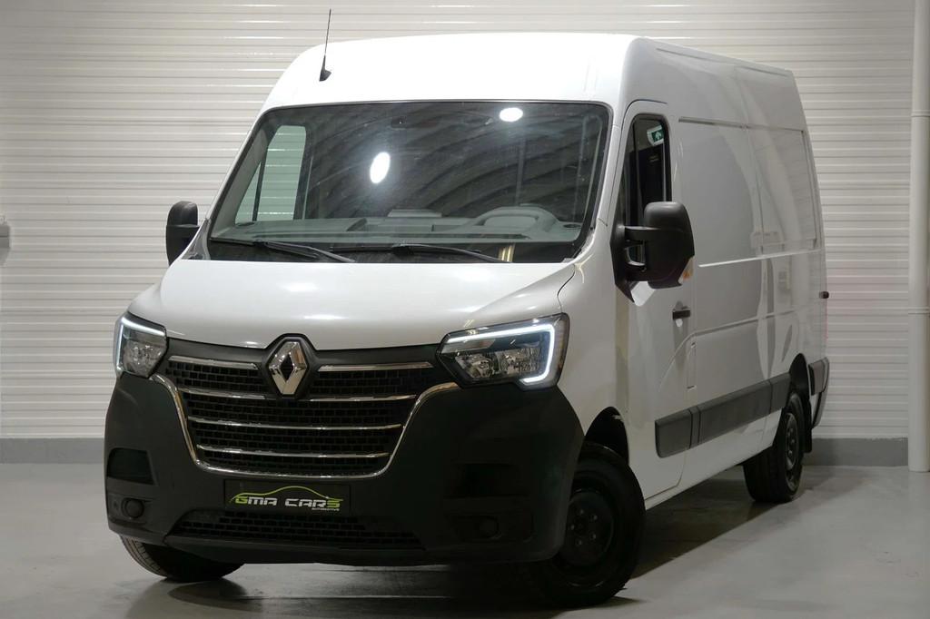 Renault Master 2.3 dCi 33 L2H2 Energy 150Pk-3zit-Navi-Cam-PD, Auto's, Stof, Gebruikt, 4 cilinders, Renault