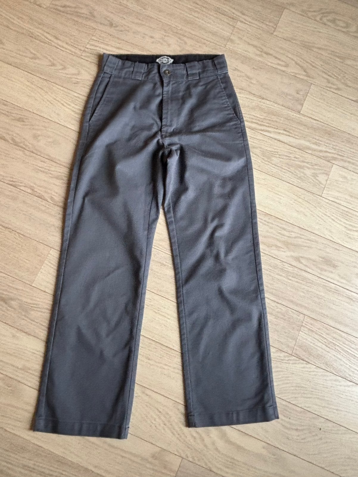 Lichte donkergrijze broek Dickies, Vêtements | Hommes, Envoi, Porté, Autres tailles, Gris
