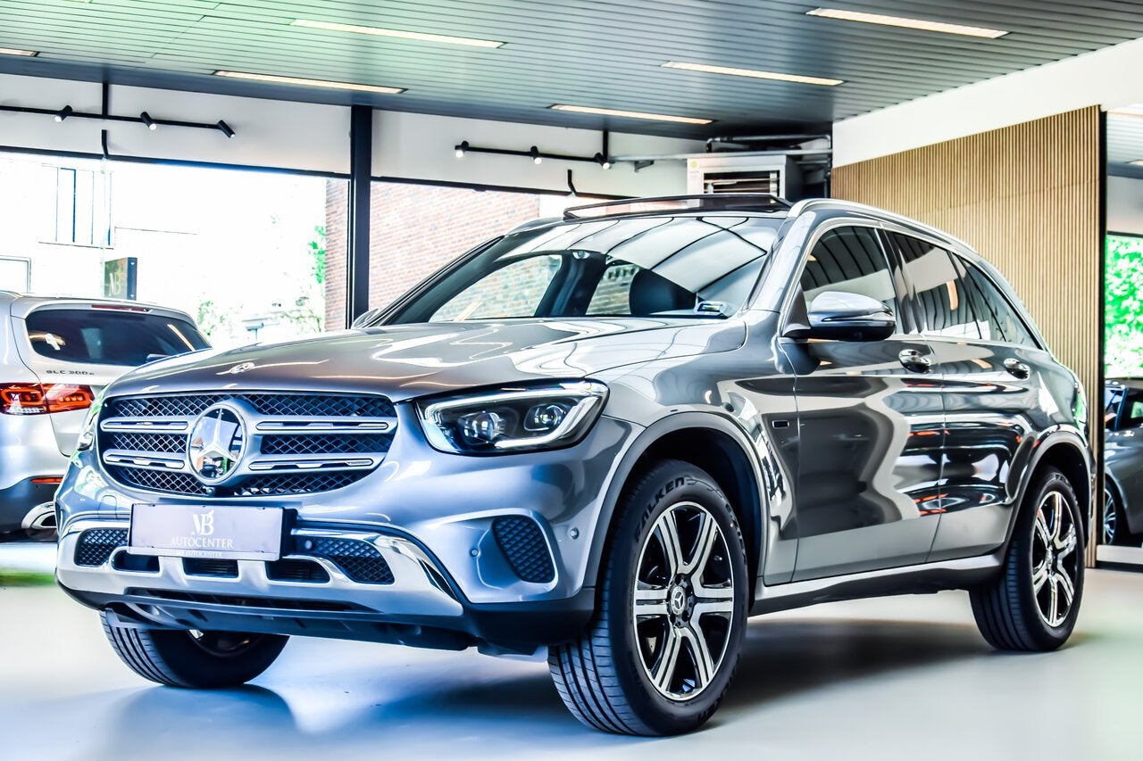 Mercedes-Benz GLC 300 e PHEV 4MATIC AMG int. 06/2020 - Full, Auto's, Mercedes-Benz, Bedrijf, GLC, 360° camera, 4x4, ABS, Adaptive Cruise Control