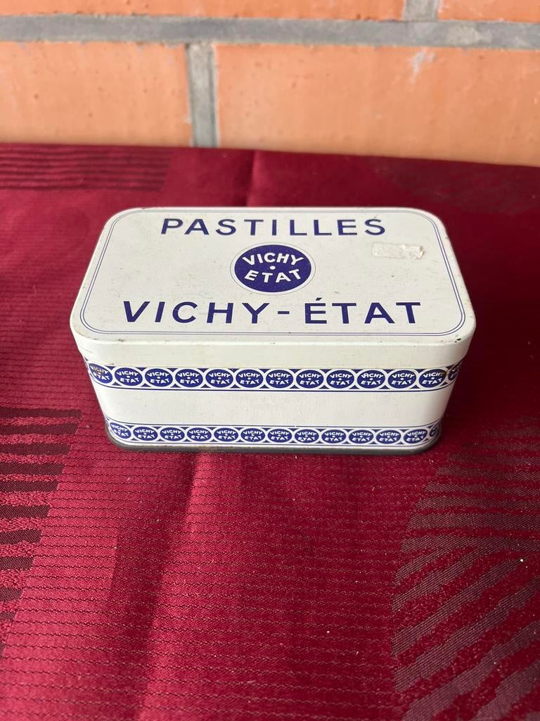 Blikkendoos vichy pastilles, Collections, Boîte en métal, Enlèvement ou Envoi, Utilisé