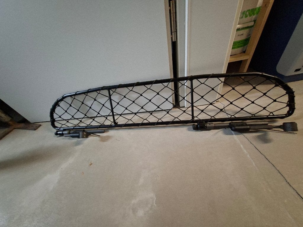 Grille pare-chien Perfectfit – Volkswagen Golf 8 (Dès 2020), Enlèvement, Utilisé