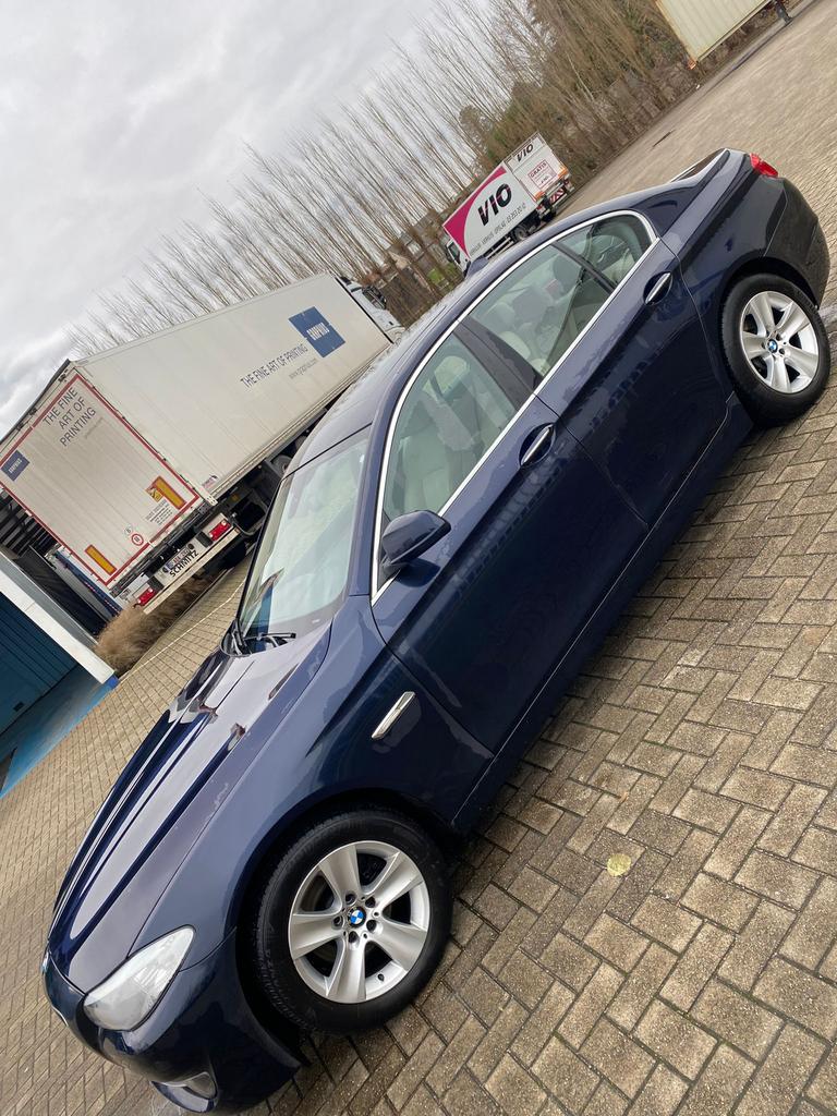 Te koop volledig in orde BMW 5 serie, Auto's, Automaat, Euro 5, Achterwielaandrijving, Beige
