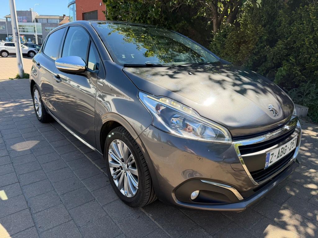 Peugeot 208 208 1.6 BlueHDI-stijl, Auto's, Voorwielaandrijving, Stof, Euro 6, 4 cilinders