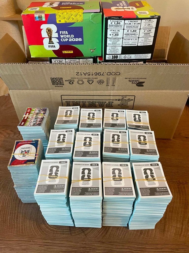 Panini Fifa World Cup Wk 2026 sticker - Dubbele Stickers, Hobby en Vrije tijd, Ophalen of Verzenden, Sticker