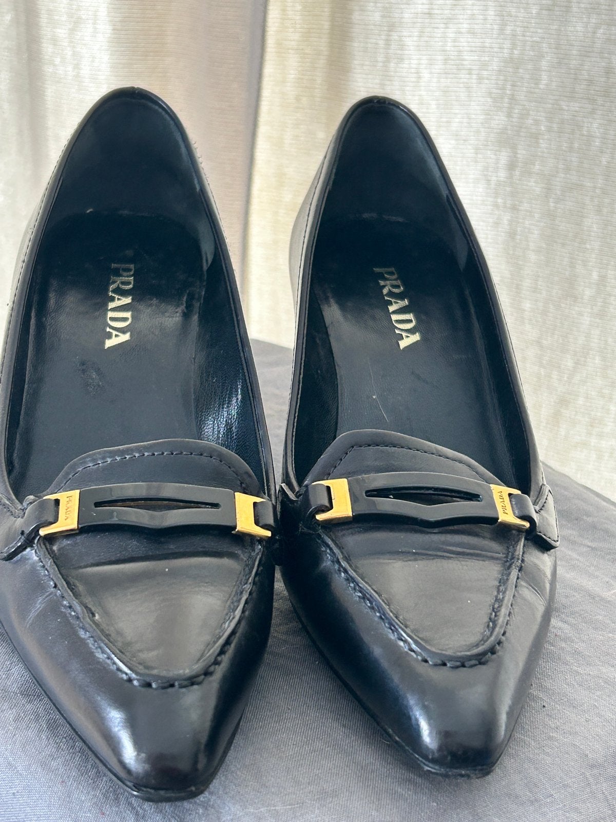 Prada 36.5 zwarte leren pumps, Kleding | Dames, Ophalen of Verzenden, Zo goed als nieuw, Zwart, Pumps