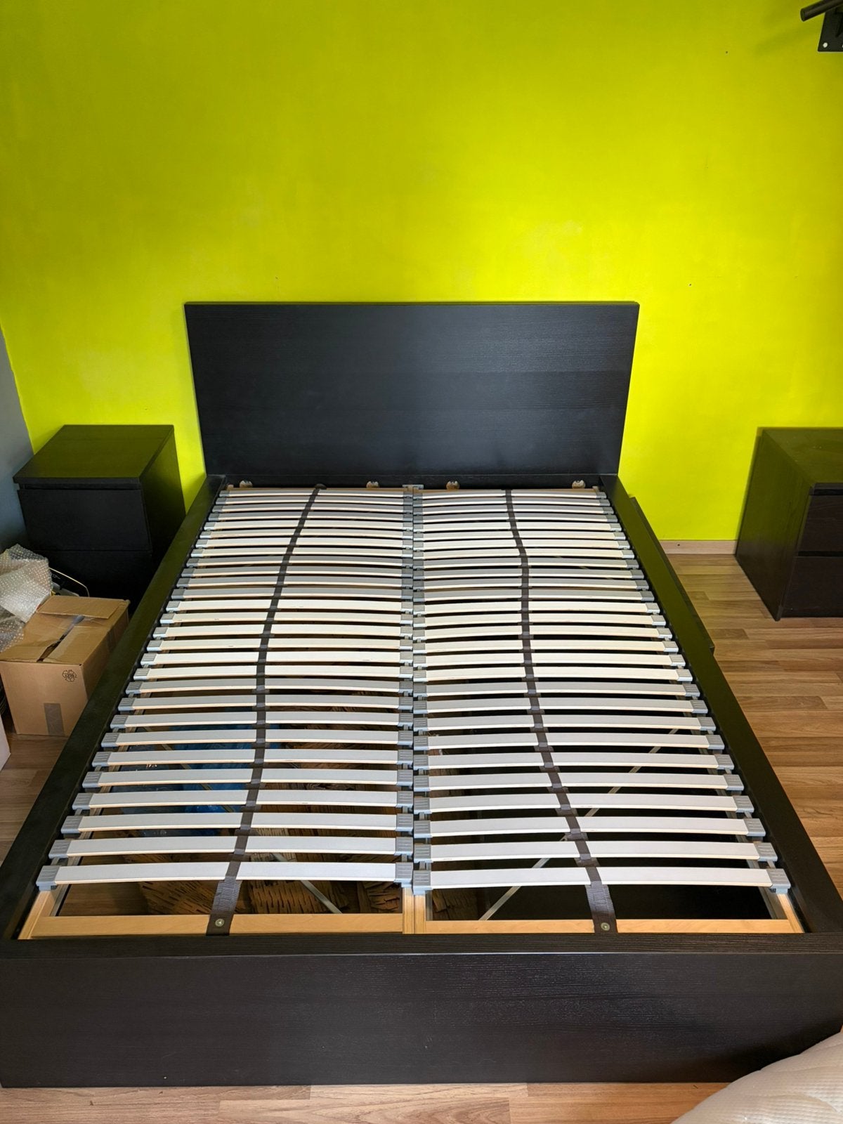 Bed 140x200, Huis en Inrichting, Ophalen, Zo goed als nieuw
