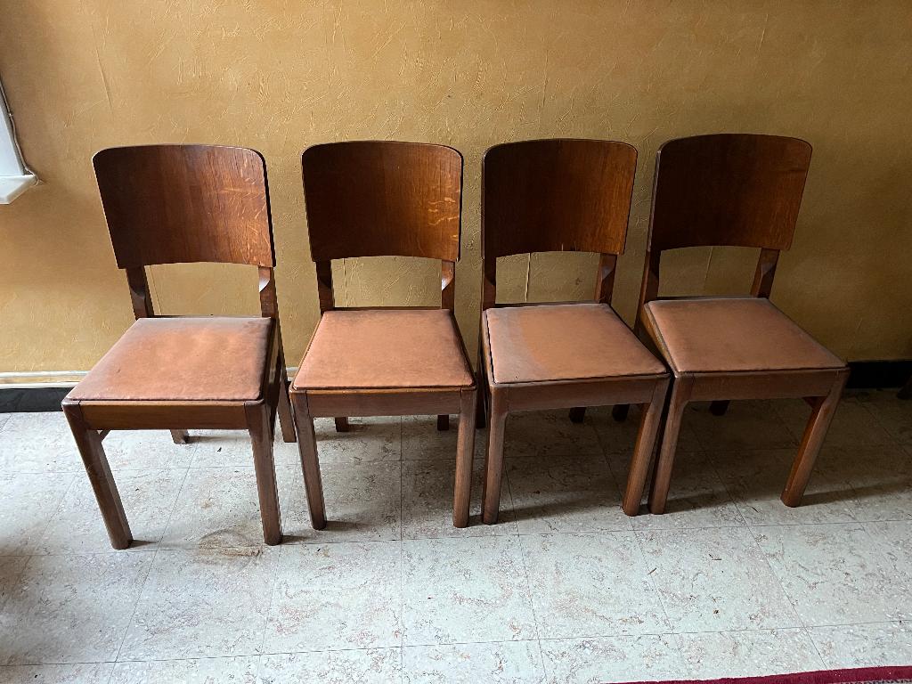 4 houten stoelen, Huis en Inrichting, Ophalen