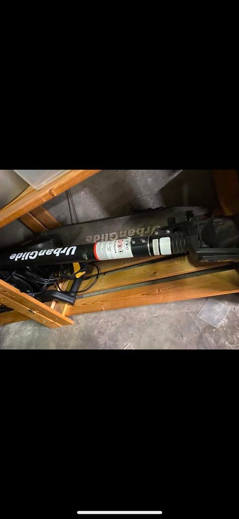 Trottinette electrique pour pieces