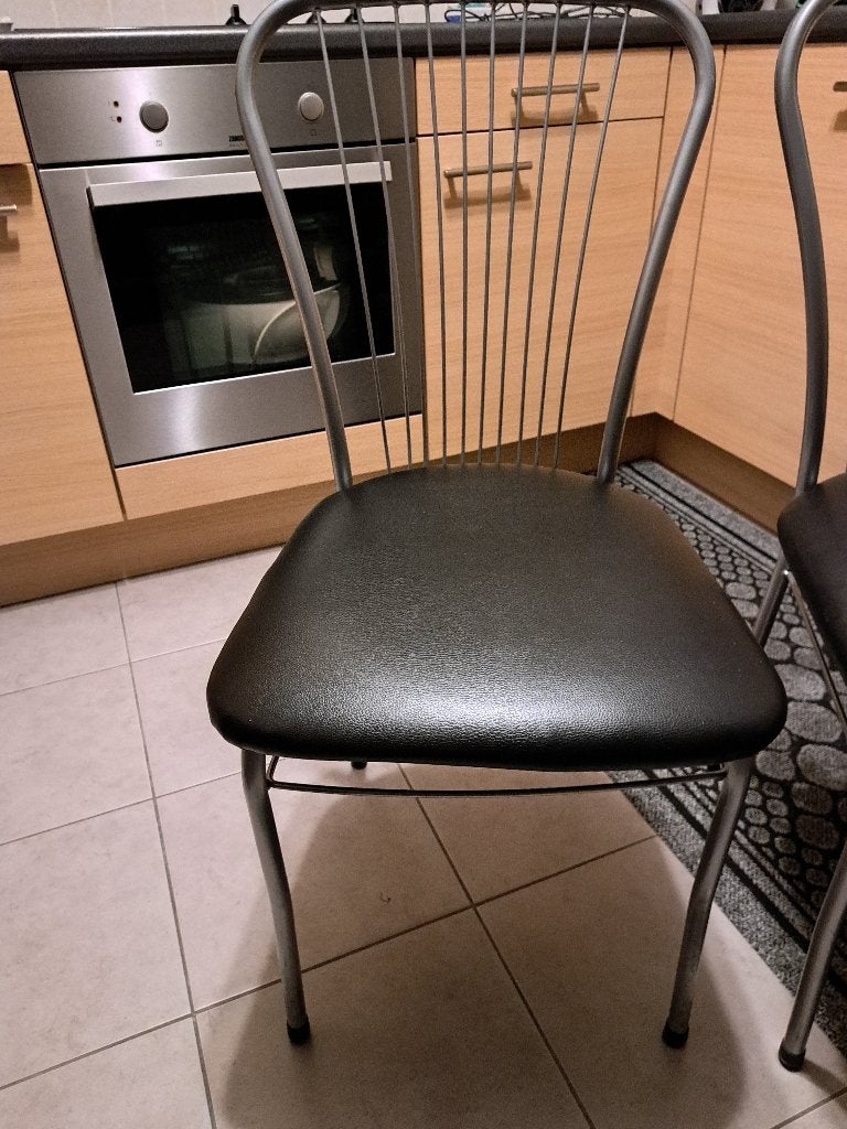 2 keukenstoelen, Huis en Inrichting, Stoelen, Ophalen, Gebruikt, Twee, Zwart