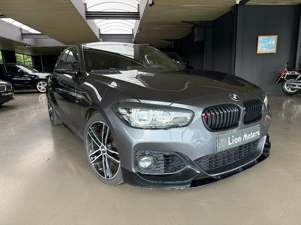 BMW 116i F20 M-SPORT Shadow Edition LOOK M140i* Carbon Stuur, Autos, Argent ou Gris, Entreprise, Boîte manuelle, 5 portes