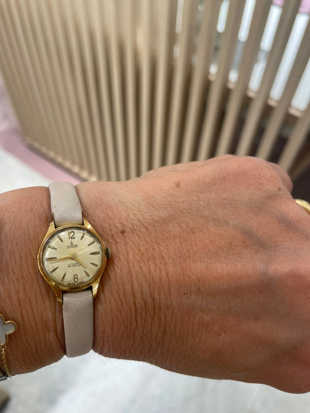 Spera uurwerk, Handtassen en Accessoires, Horloges | Dames, Overige merken, Staal, Verzenden, Polshorloge