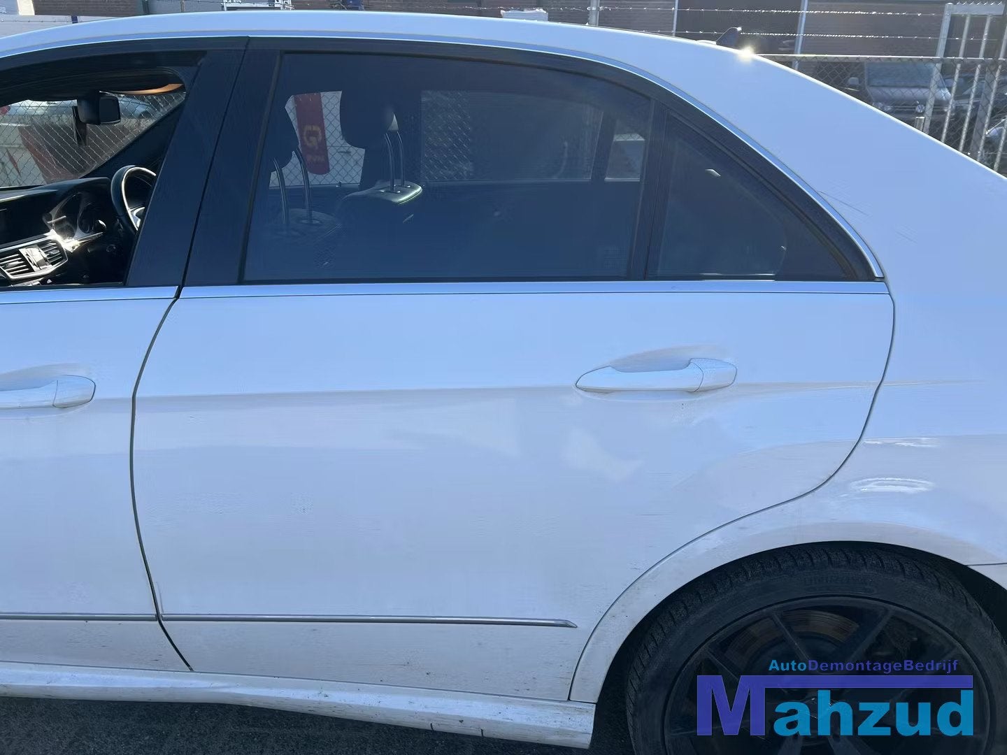 MERCEDES E KLASSE W212 Wit 149 Links achter deur 2009-2013, Arrière, Mercedes-Benz AG, Mercedes-Benz, Utilisé