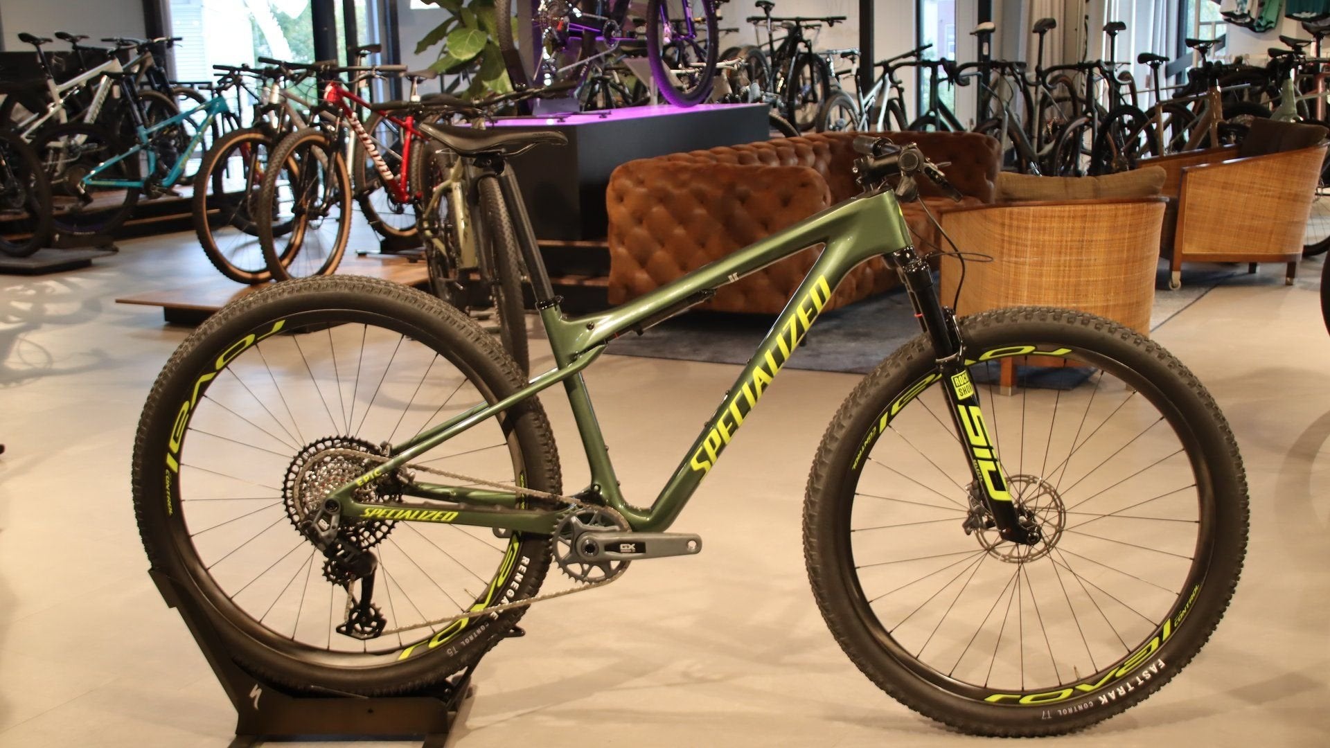 Specialized Epic WC Expert M, Vélos & Vélomoteurs, Vélos | VTT & Mountainbikes, Comme neuf, Autres marques