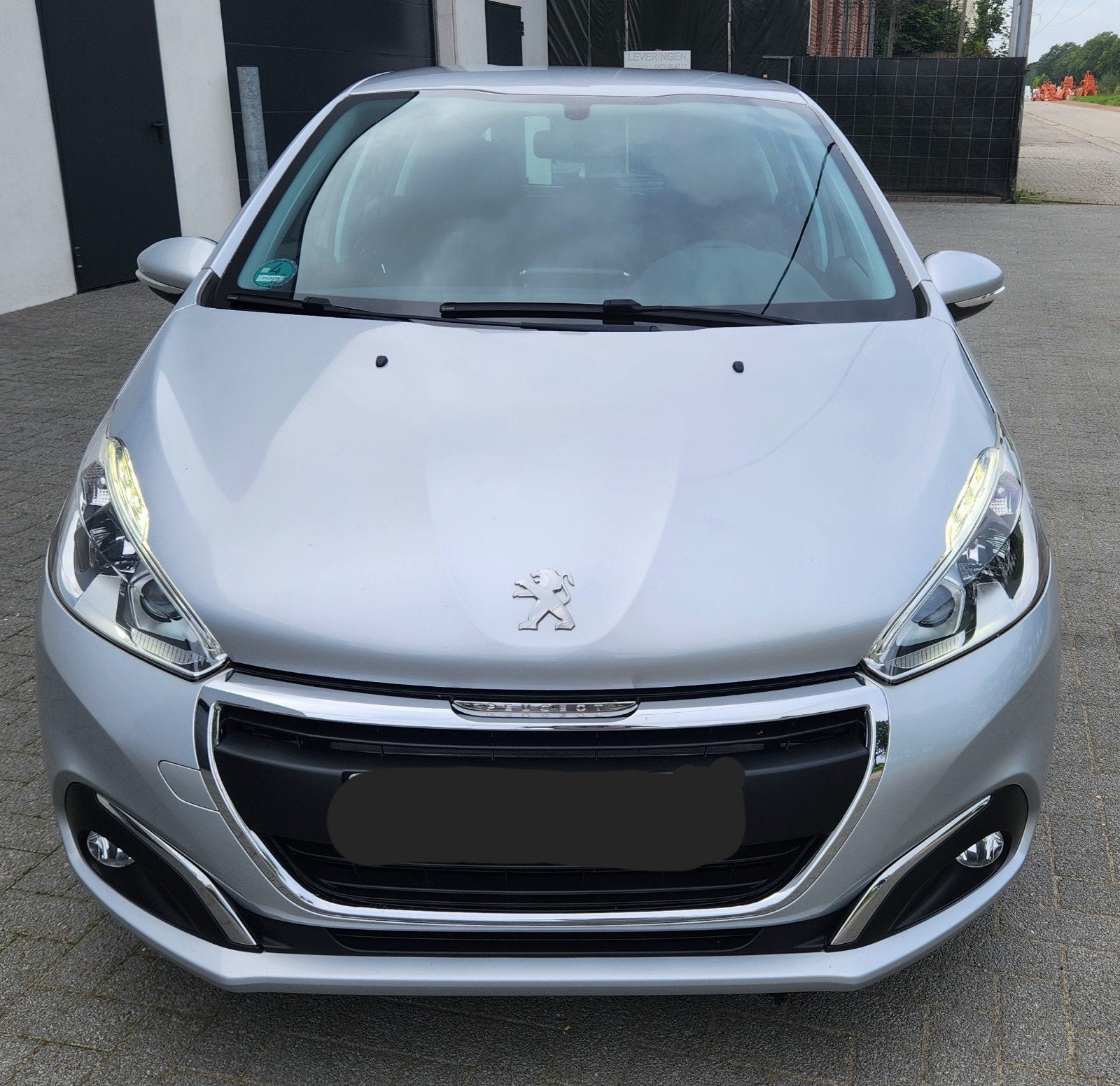 MODÈLE ESSENCE EURO6 2017 PEUGEOT 208 1.2 CT OK SPORT, Autos, Alarme, Argent ou Gris, Achat, Euro 6