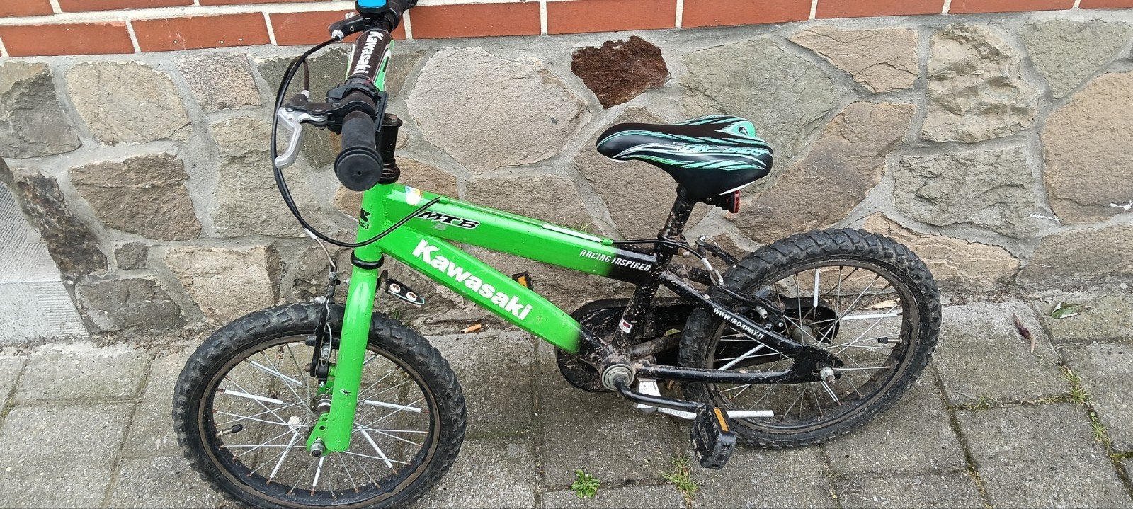 Kawasaki vélo enfant taille 16 4-6 ans