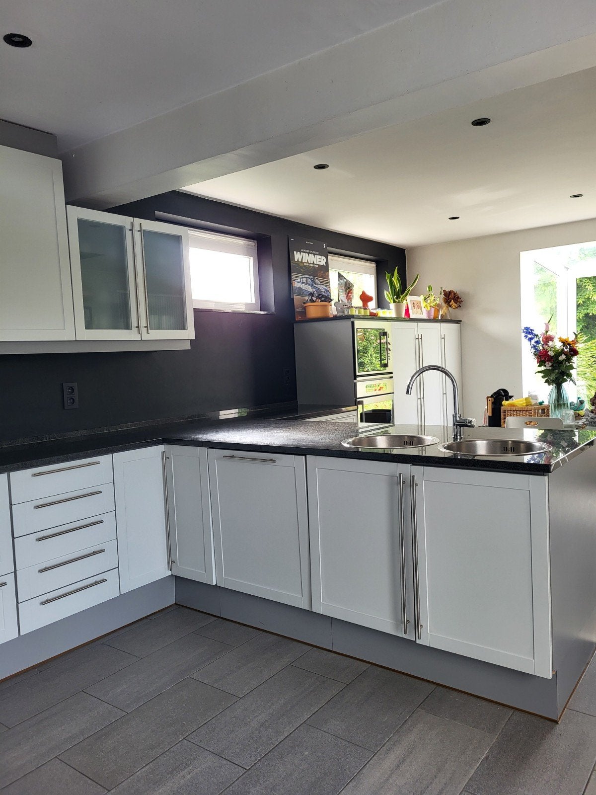 Keuken met marmeren blad en ingebouwde toestellen, Huis en Inrichting, Ophalen