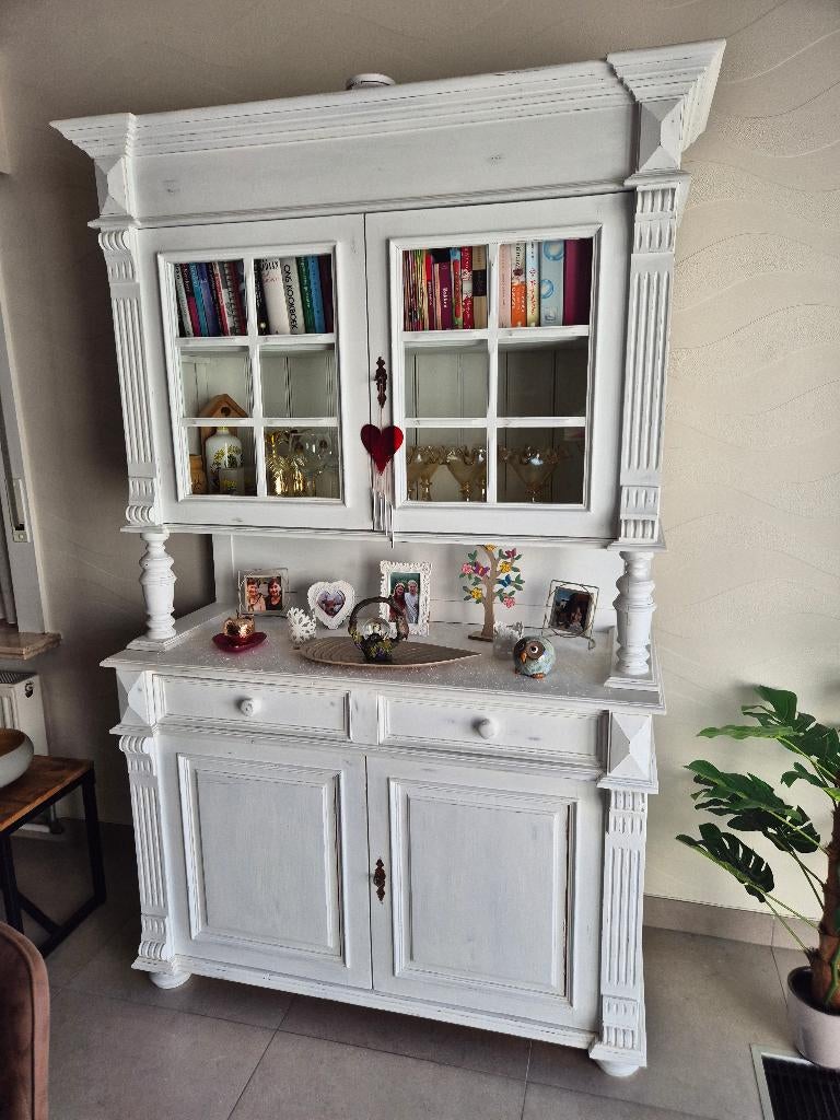 Charmante witte buffetkast, Huis en Inrichting, Ophalen, Gebruikt, 200 cm of meer, Grenenhout