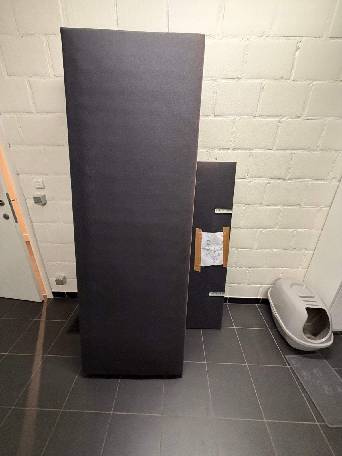 GRATIS Bed boxspring - gebruikt, Ophalen, Strak, Gebruikt, Tweepersoons