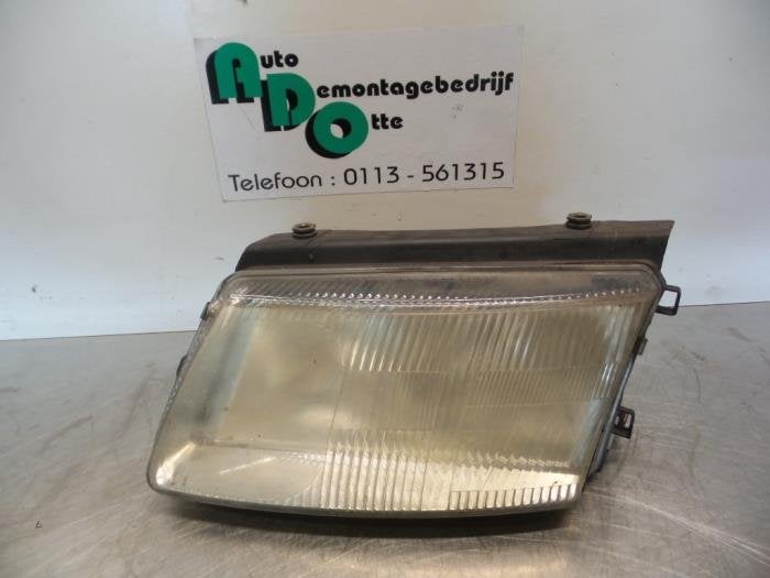 Phare gauche d'un Volkswagen Passat (Passat 96-), Volkswagen, -, 3 mois de garantie, Utilisé