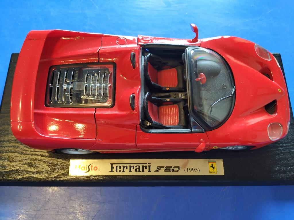 ferrari f50 1995 groot model op schaal maistro, Enlèvement ou Envoi