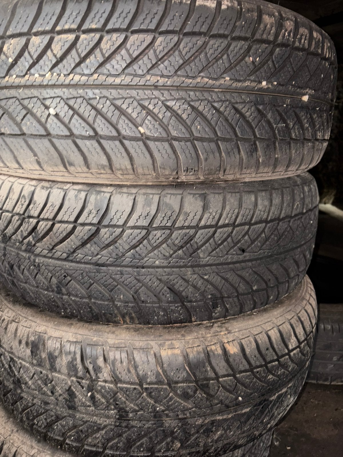 Pneu d'hiver Goodyear Ultragrip 195/55/16, Enlèvement, Comme neuf