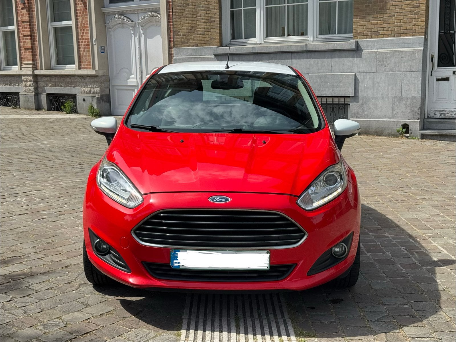 Ford fiesta 1.0 essence EURO 5b 269.000km / 12-2014, Rouge, Euro 5, Achat, Boîte manuelle
