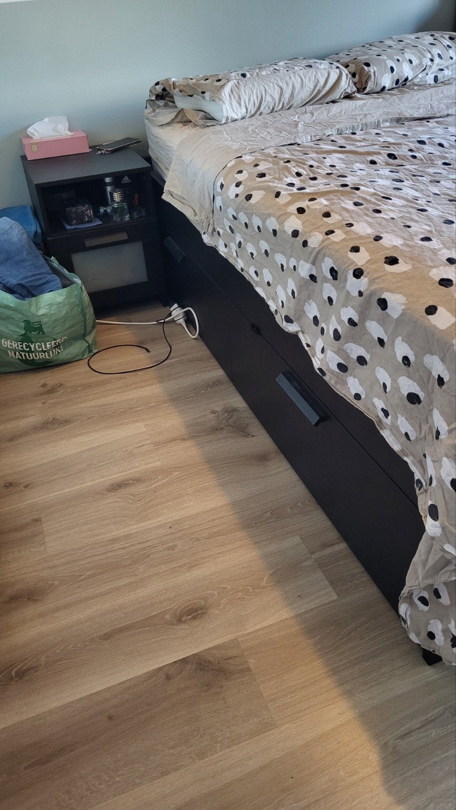 Bedframe 140 cm + bedeinde + lattenbodem + 1 nachtkastje, Ophalen, Gebruikt, Tweepersoons, IKEA Brimnes