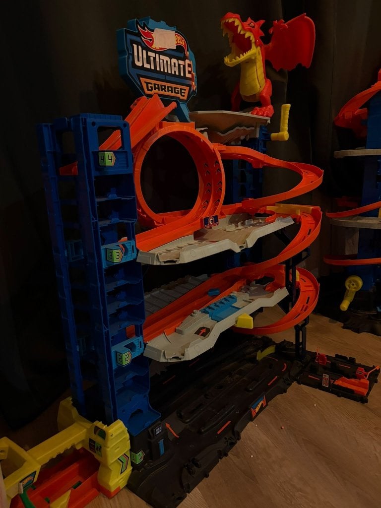 Circuit hotwheels, Kinderen en Baby's, Ophalen of Verzenden, Racebaan, Gebruikt, Hot Wheels