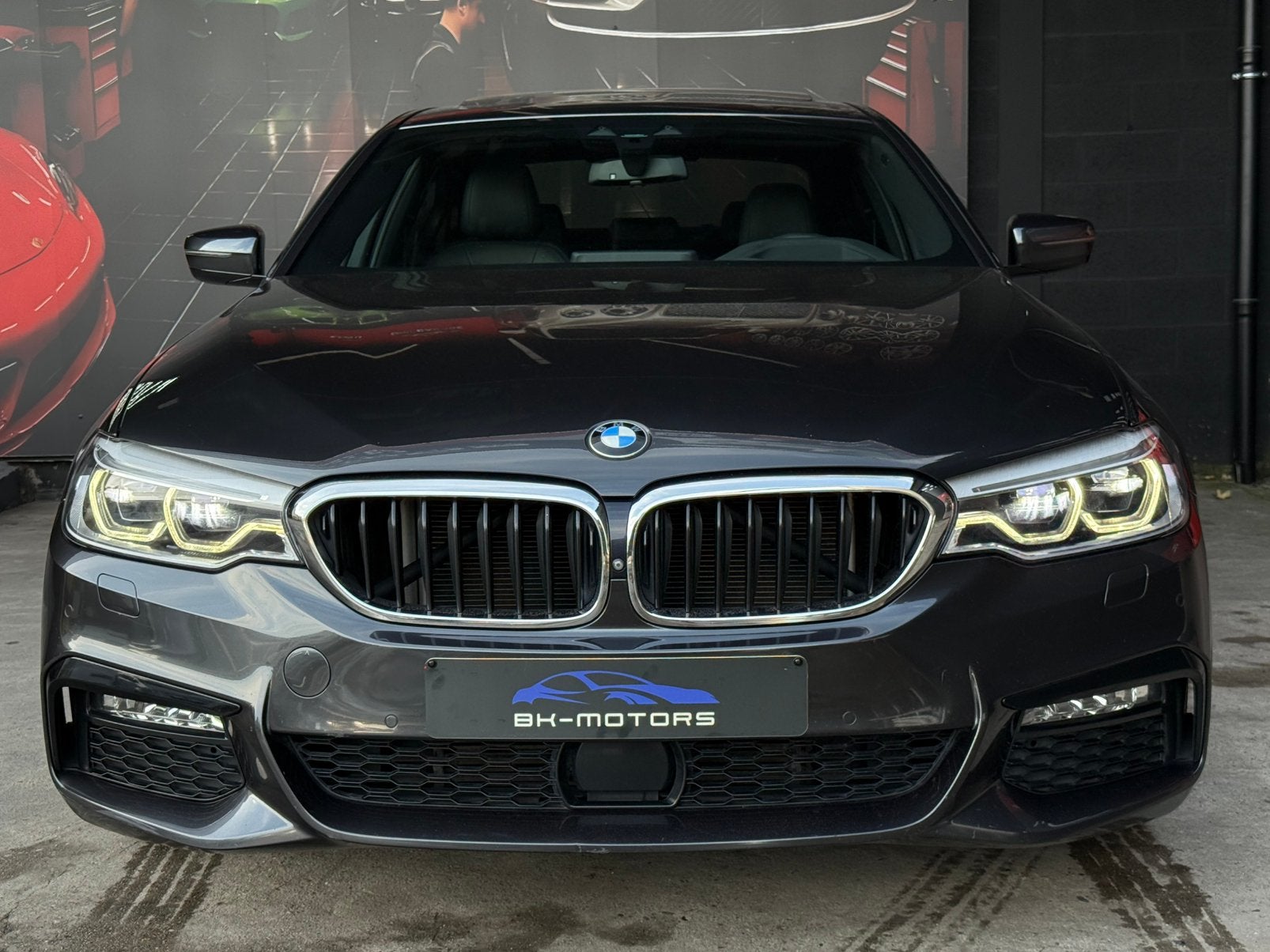 Bmw 520dA M Sport Pakket Xdrive, Autos, BMW, Cuir, Euro 6, Entreprise, Carnet d'entretien