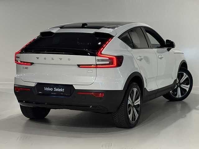 Volvo C40 Recharge Plus, Auto's, Volvo, Automaat, https://public.car-pass.be/vhr/b016c5e6-8ba3-4d5a-b83b-5513e76c916c, Wit, 5 zetels