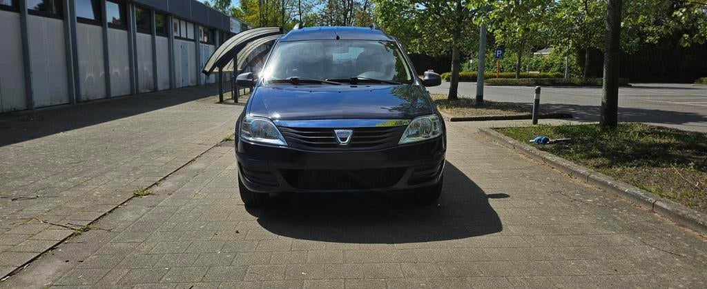 Dacia Logan MCV 1.6 Benzine Bj.2011 Met 99.000 Km., Autos, Dacia, Entreprise, Boîte manuelle, Entretenue par le concessionnaire