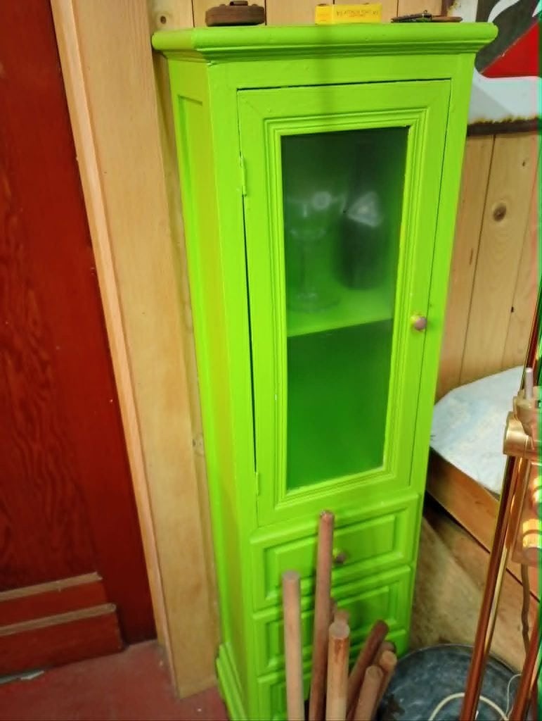 Kastje, Ophalen, Glas