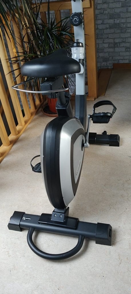 Fiets in het appartement, Ophalen, Zo goed als nieuw, Metaal, Benen
