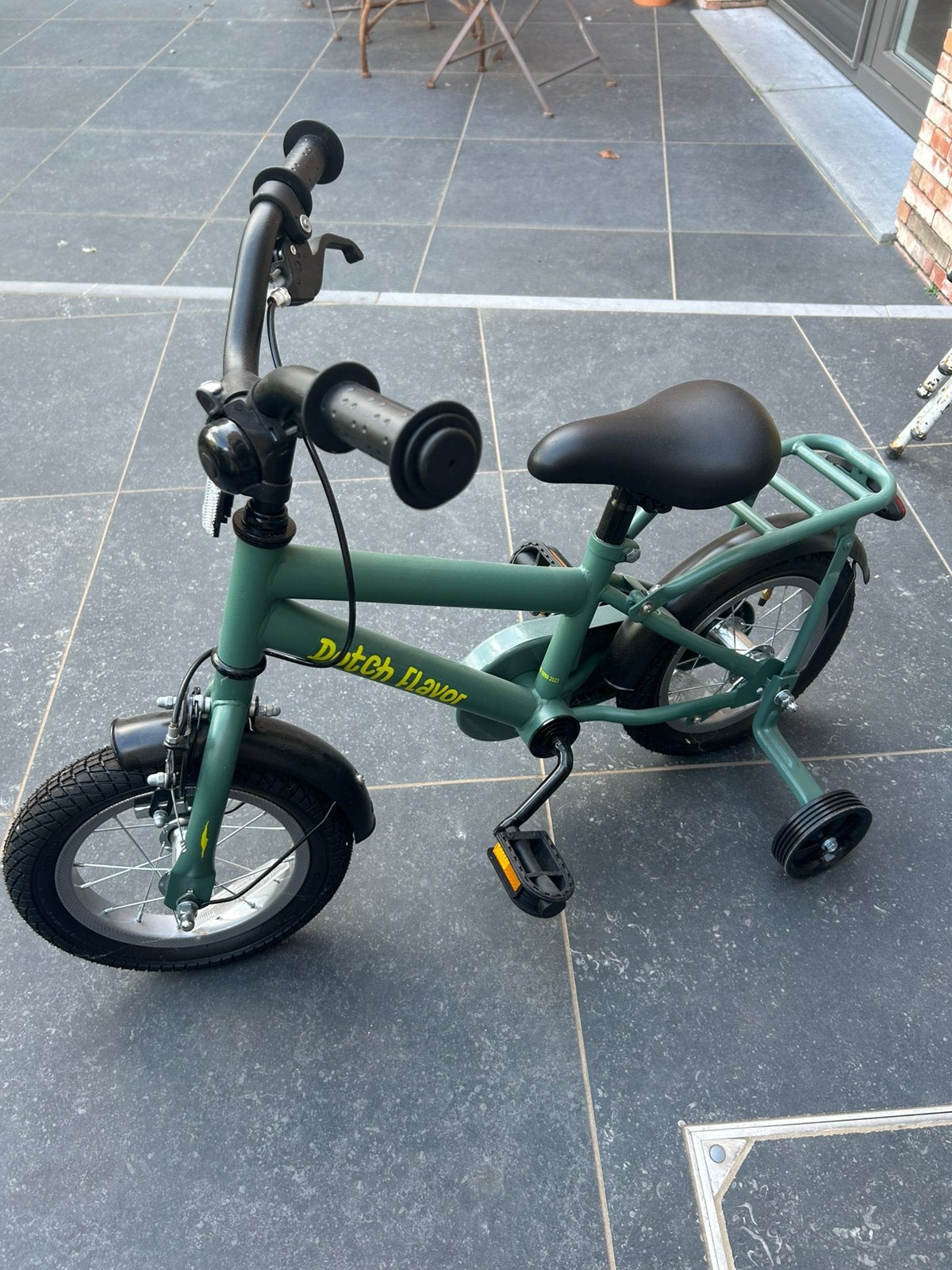 Kinderfiets groen met steunwielen (Dutch Flavor), Fietsen en Brommers, Ophalen, Zijwieltjes, Schijfrem, Minder dan 16 inch