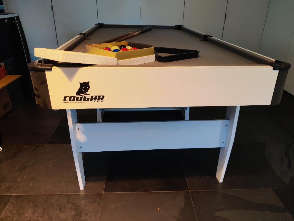 Opklapbare pooltafel Cougar, Sport en Fitness, Ophalen, Zo goed als nieuw, Pooltafel