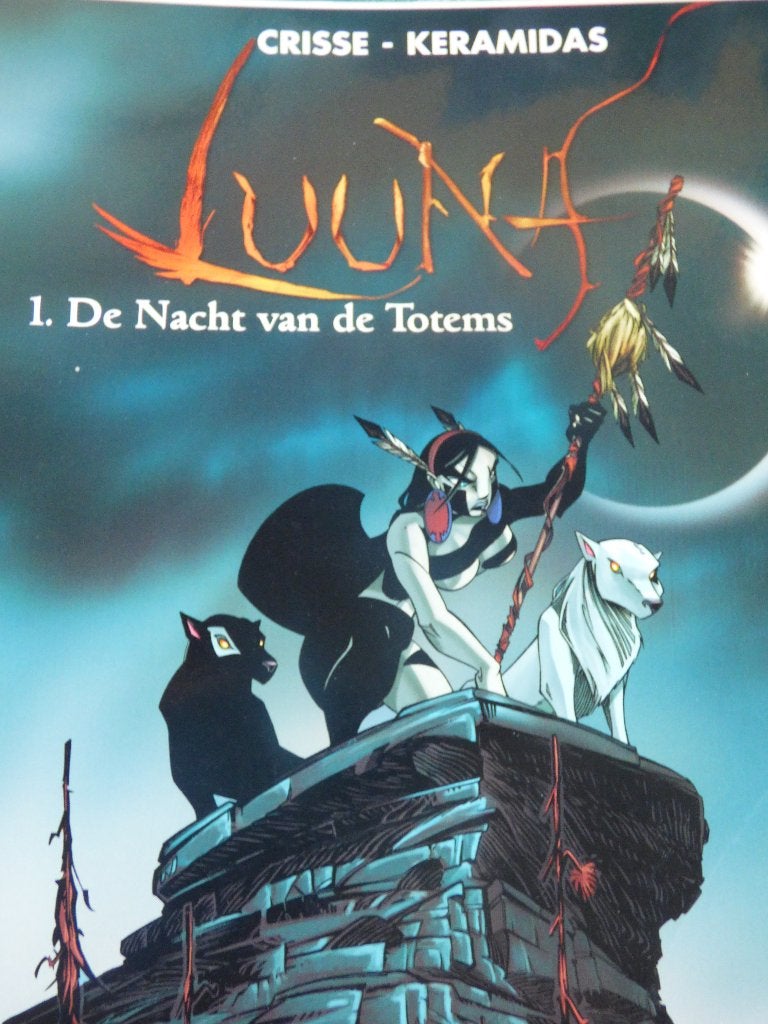 luuna  :  de nacht van de totems , collectie 500, Boeken, Ophalen of Verzenden